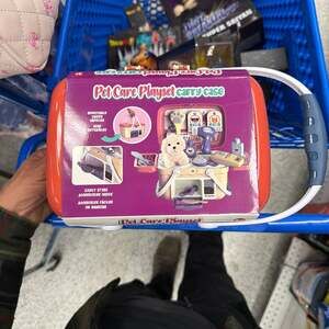 Pet Care Playset Activity Carry Case with Puppy and Accessories